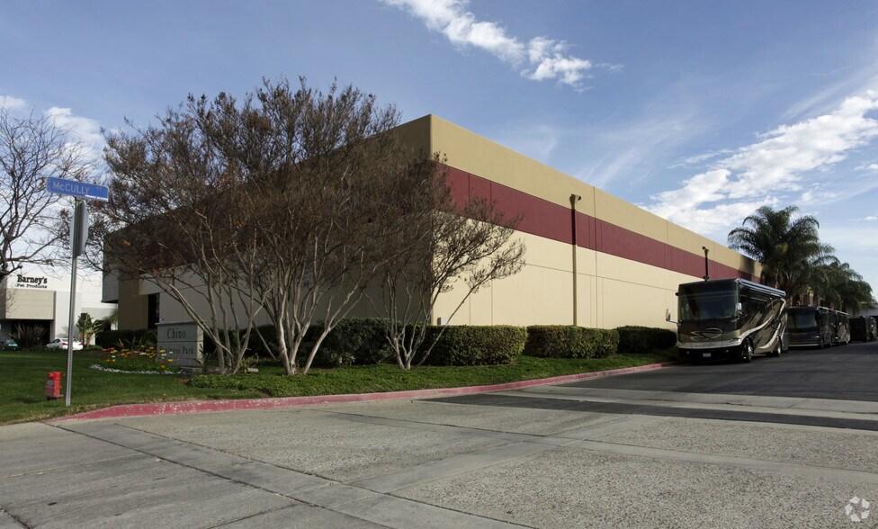 More Photos Of 13353 Benson Ave, Chino Warehouse For Lease