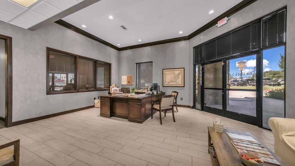 More Photos Of 126 S Ranch House Rd, Willow Park Medical For Sale