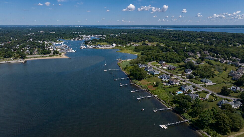 More Photos Of 36 Bay Ave, Warwick Specialty For Sale