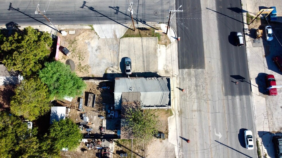 More Photos Of 3017 Pleasanton Rd, San Antonio Restaurant For Sale