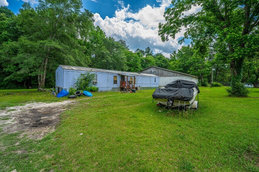 More Photos Of 1267 Trojan Rd, Cross Convenience Store For Sale