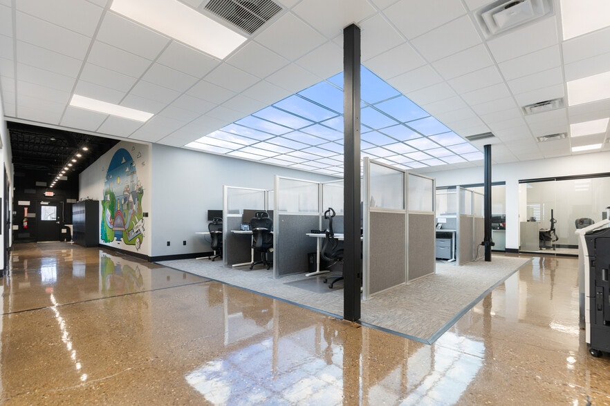 More Photos Of 4880 Hills And Dales Rd NW, Canton Warehouse For Sale