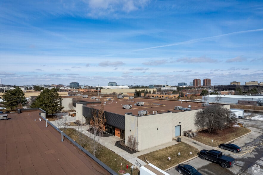 More Photos Of 6535 Millcreek Dr, Mississauga Flex For Sale