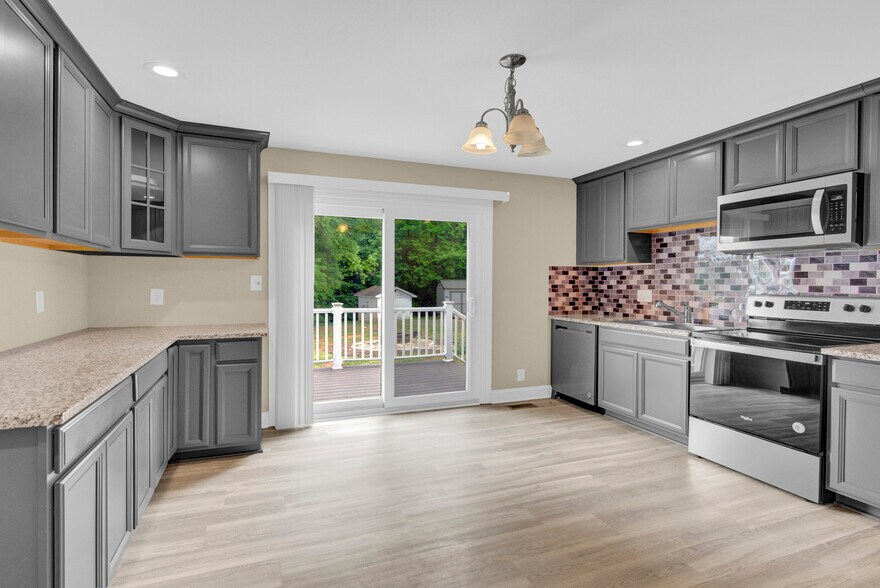 More Photos Of 920 Oakridge Farm Hwy, Mooresville Land For Sale