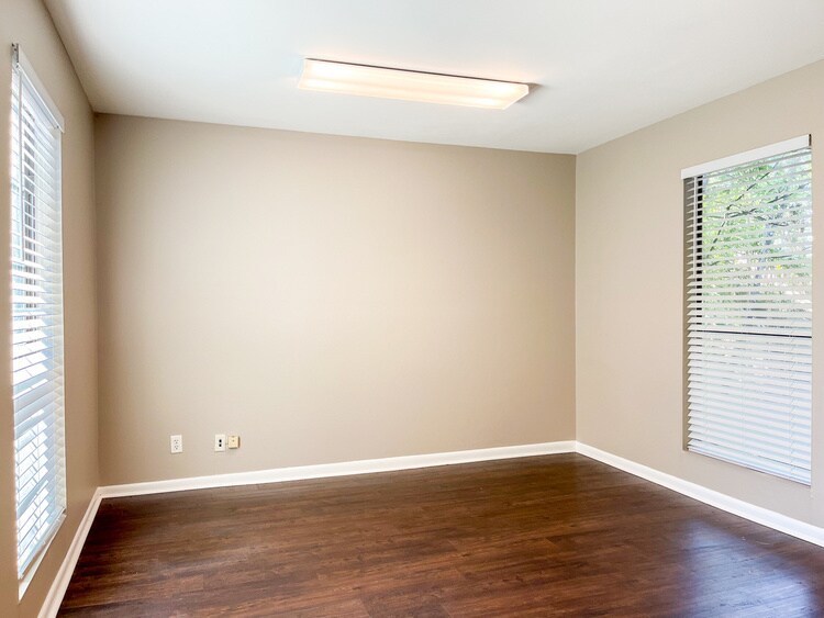 More Photos Of , Baton Rouge Office For Sale