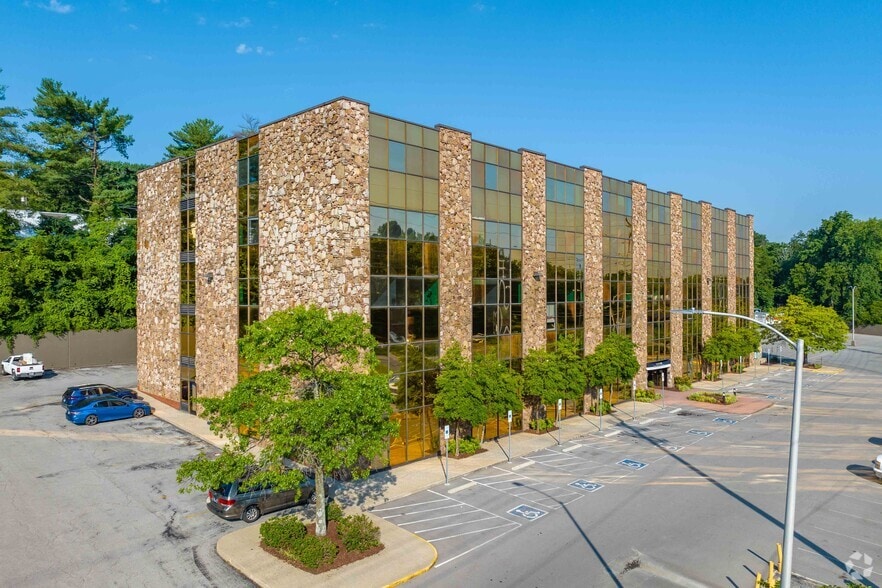 More Photos Of 1161 Murfreesboro Rd, Nashville Office For Lease