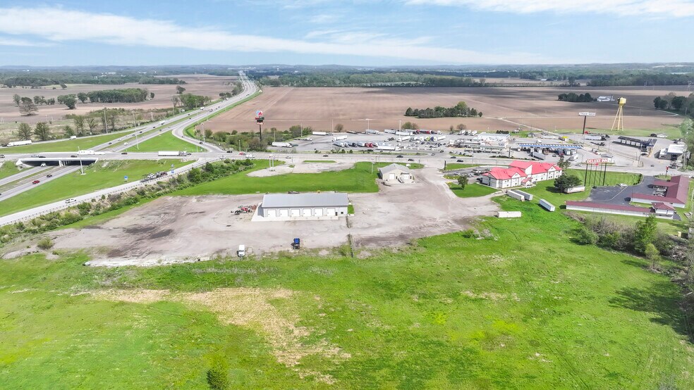 More Photos Of 10640 Lancaster Rd, Hebron Warehouse For Lease