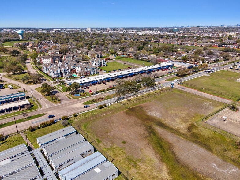 More Photos Of 10704 S Gessner Rd, Houston Restaurant For Sale