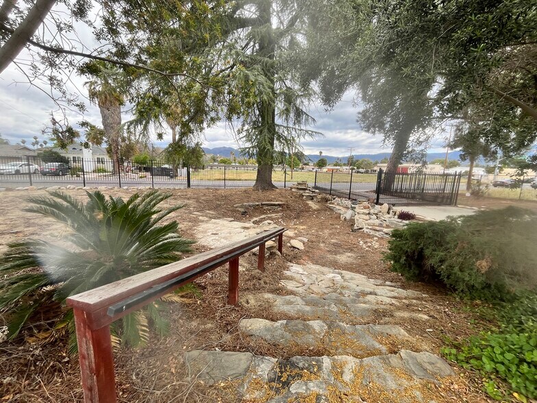 More Photos Of 41699 Acacia Ave, Hemet Land For Sale