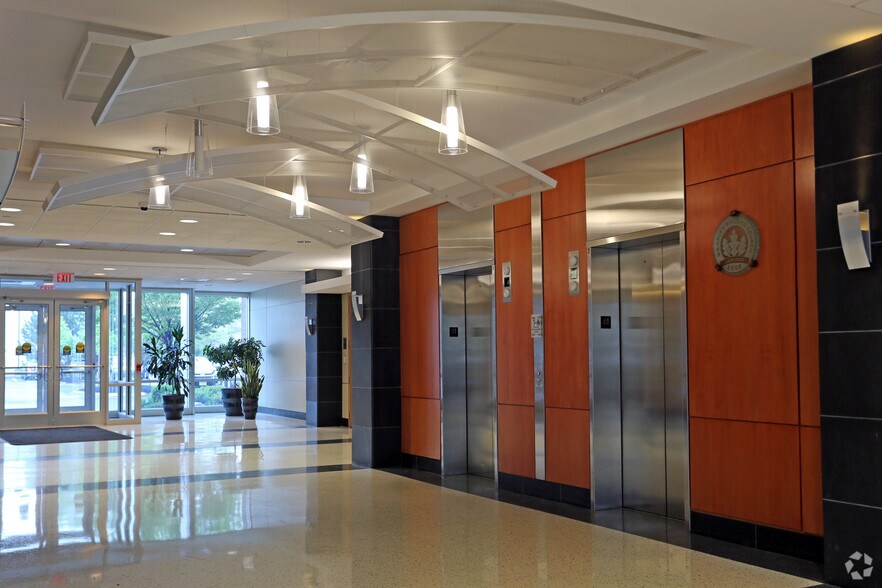 More Photos Of 350 Fellowship Rd, Mount Laurel Unknown For Lease