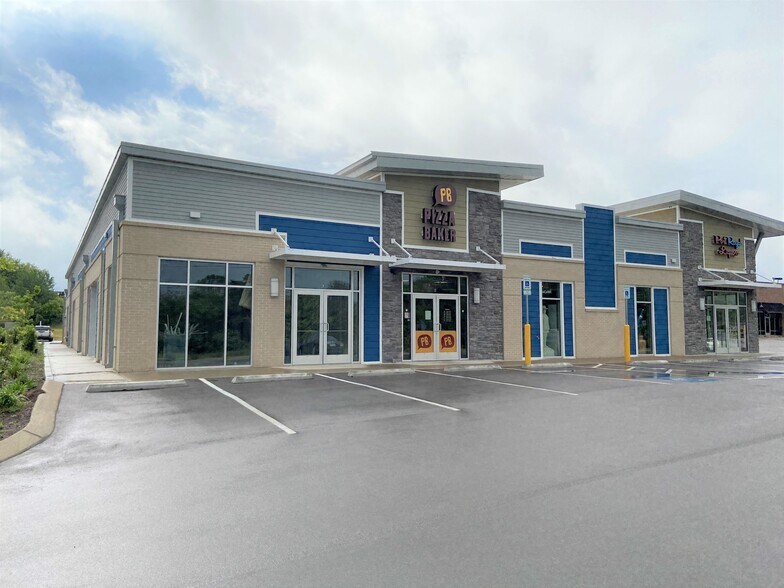 Primary Photo Of 4920 Port Royal Rd, Spring Hill Storefront For Lease