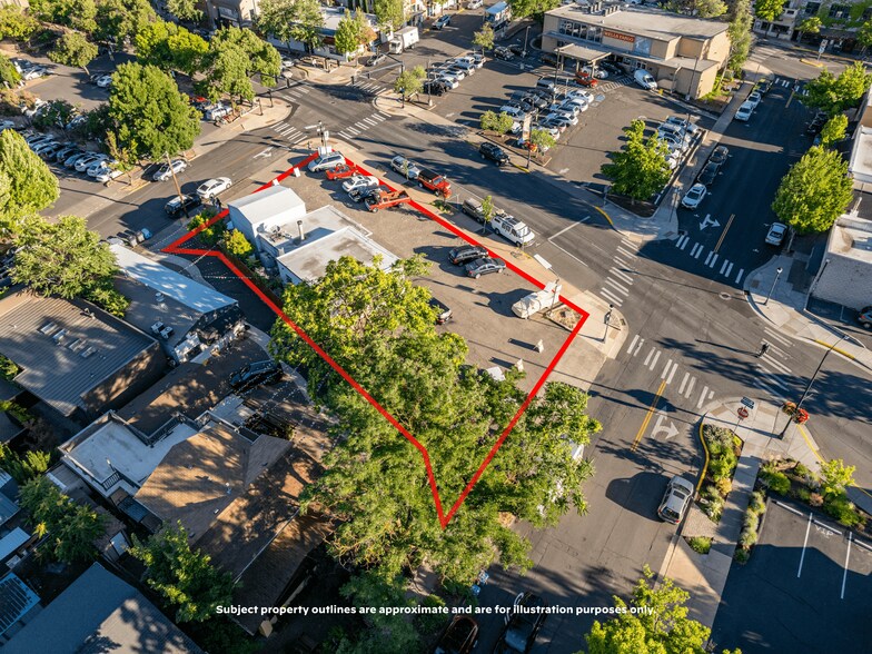 More Photos Of 75 Lithia Way, Ashland Service Station For Sale