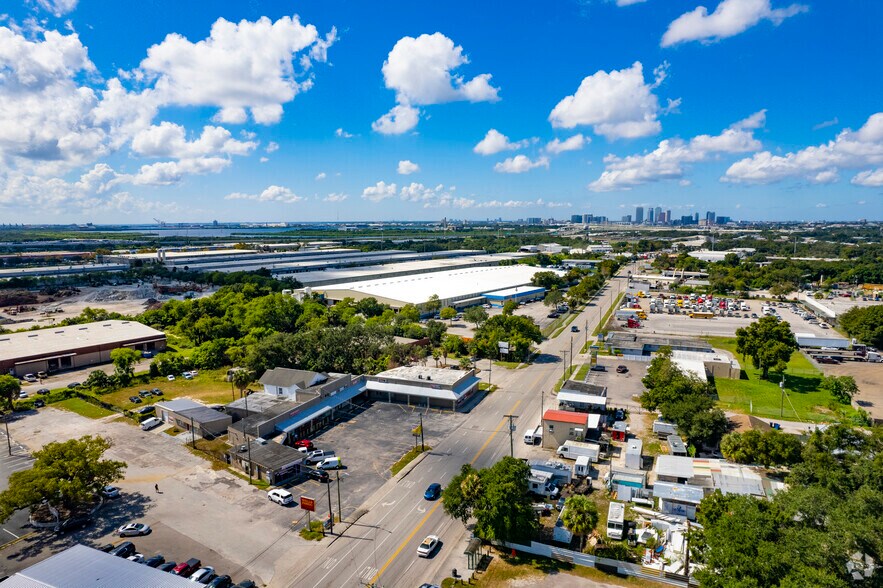 More Photos Of 4911-4935 E Broadway Ave, Tampa Storefront Retail Office For Sale