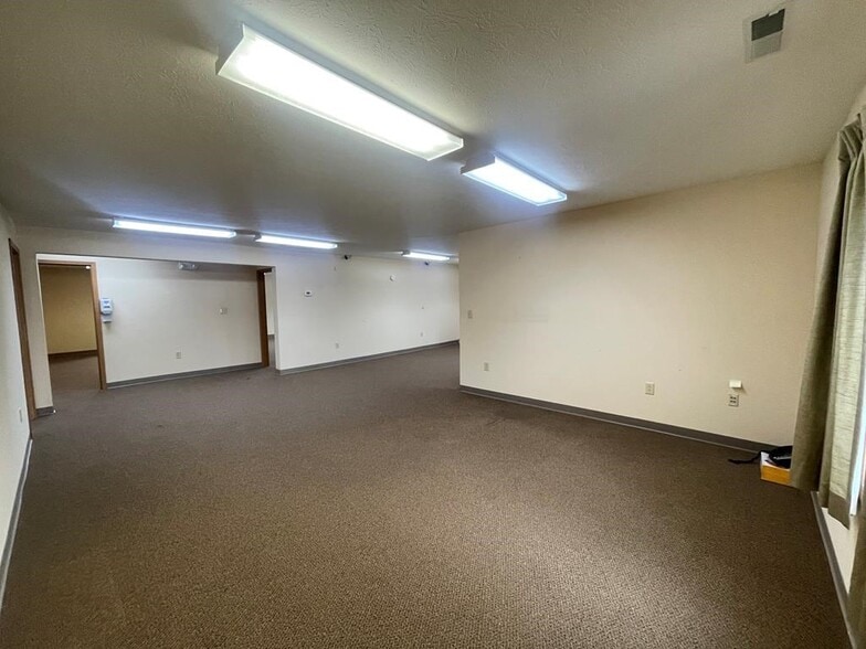 More Photos Of 725 Ritter Dr, Daniels Storefront Retail Office For Lease