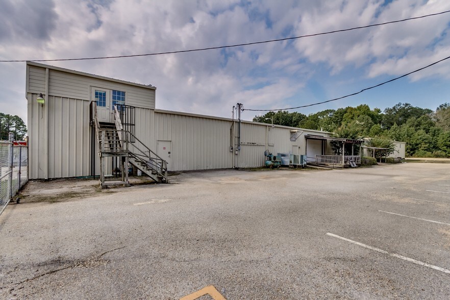 More Photos Of 3328 Rice Mine Rd NE, Tuscaloosa Flex For Lease