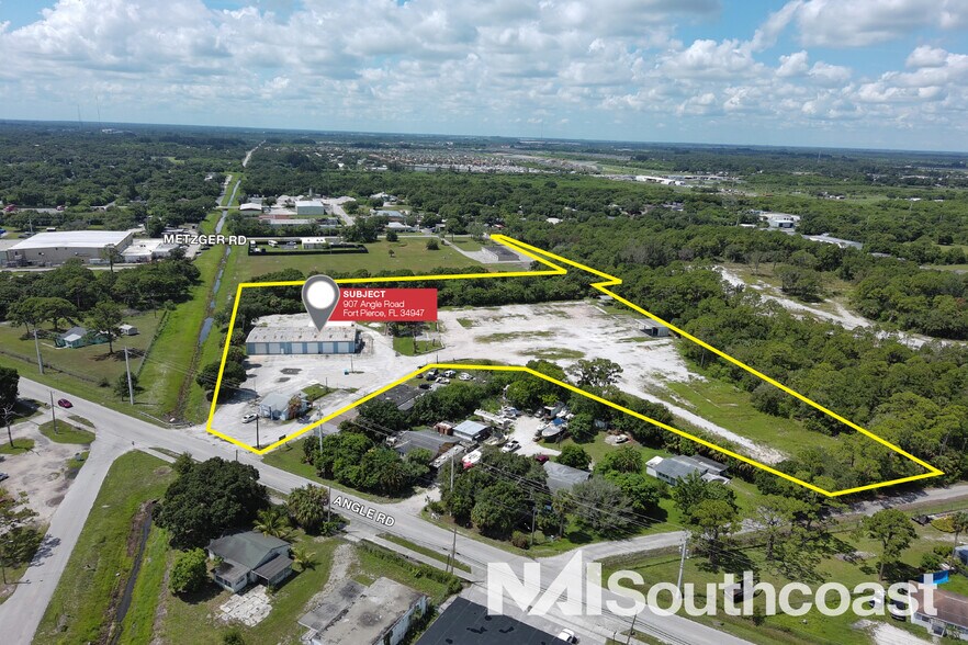 Primary Photo Of 907 Angle Rd, Fort Pierce Warehouse For Sale