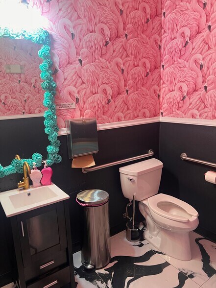 More Photos Of 5463 S Rainbow Blvd, Las Vegas Storefront For Lease