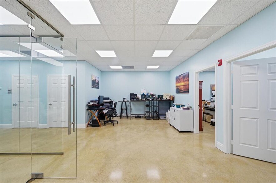 More Photos Of 7301 Wiles Rd, Coral Springs Medical For Sale