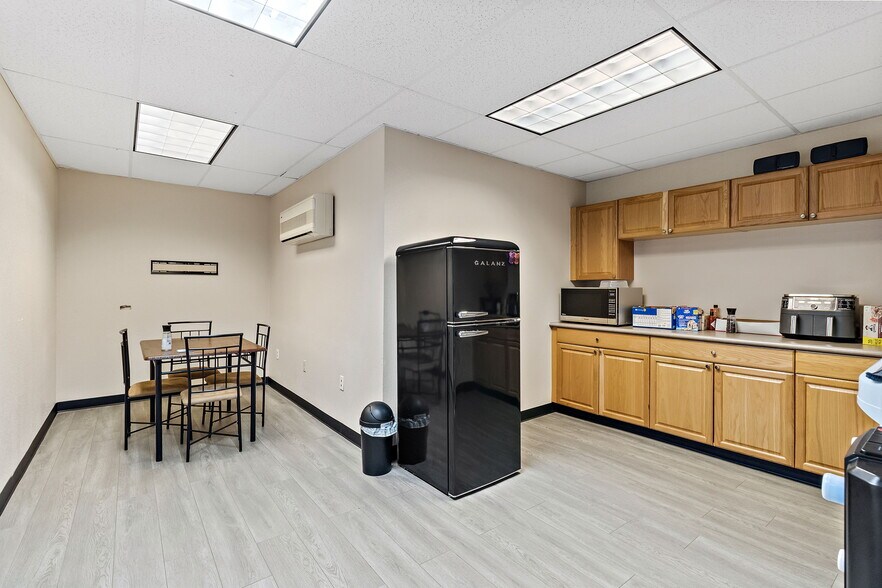 More Photos Of 15534 E Hinsdale Cir, Centennial Light Distribution For Sale