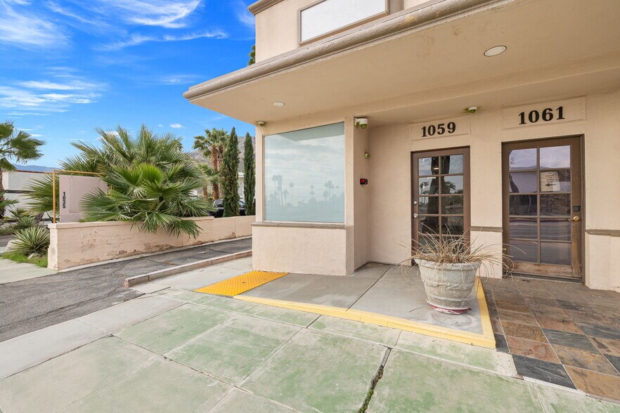 More Photos Of 1059-1063 N Palm Canyon Dr, Palm Springs Storefront For Sale