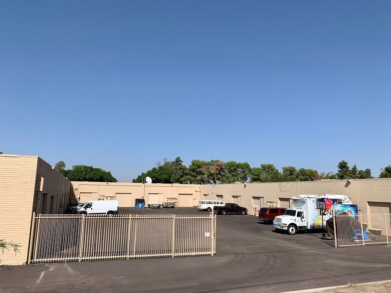 More Photos Of 2323 E Magnolia St, Phoenix Warehouse For Lease