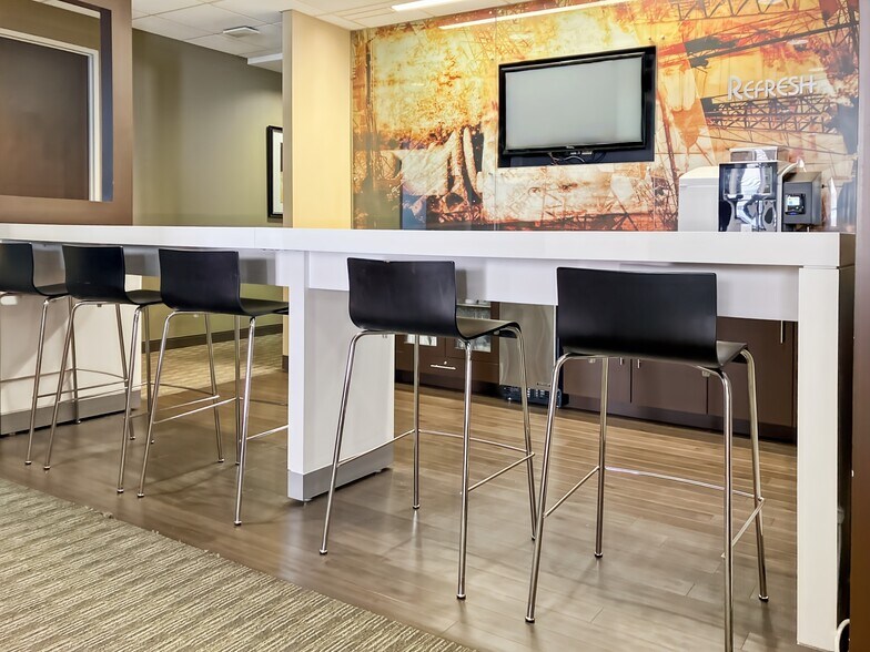 Primary Photo Of 100 Bull St, Savannah Coworking Space