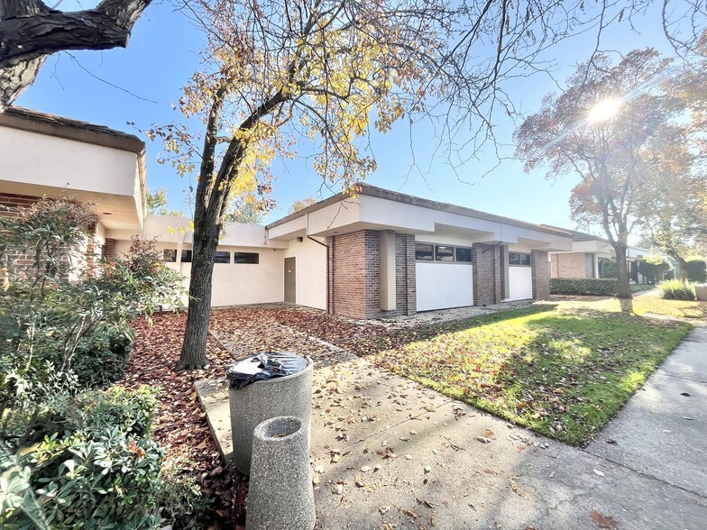 More Photos Of 1130 Conroy Ln, Roseville Medical For Sale