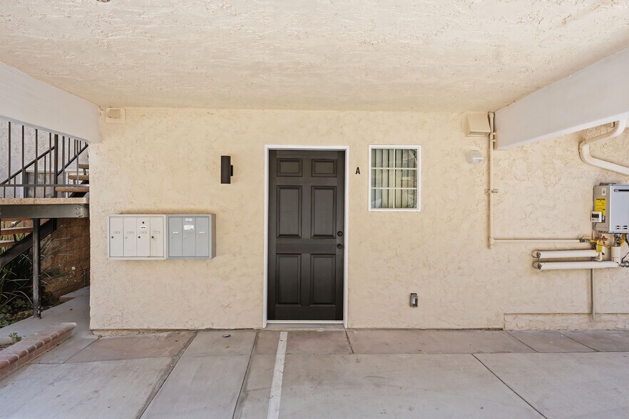 More Photos Of 5302-5304 Colodny Dr, Agoura Hills Apartments For Sale