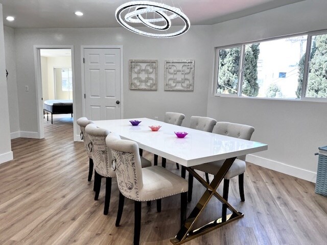 More Photos Of 5633 La Mirada Ave, Los Angeles Apartments For Sale