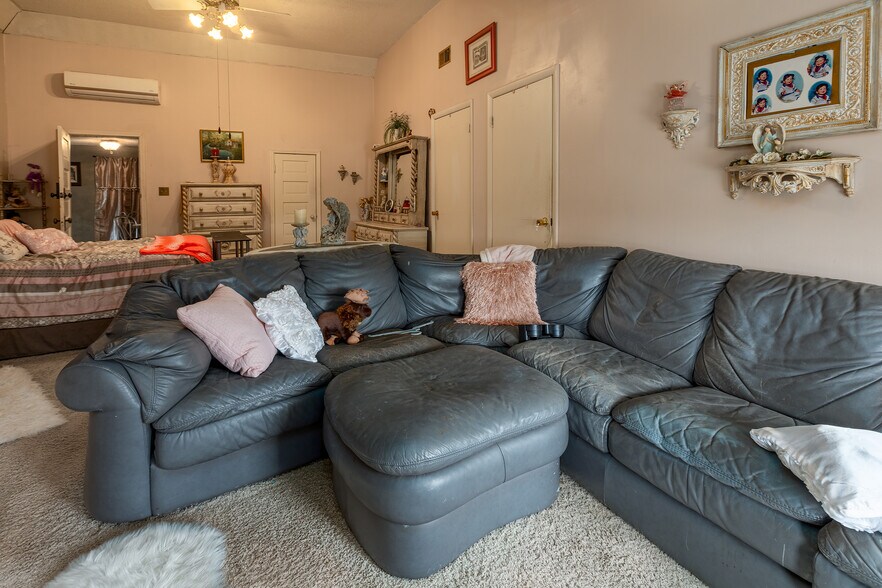 More Photos Of 1414 W MAin St, Marion Lodge Meeting Hall For Sale