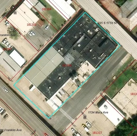 More Photos Of 225 S 17th St, Waco Distribution For Sale
