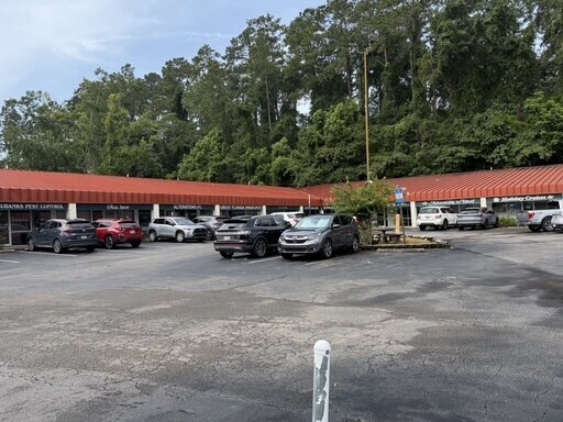 More Photos Of 2522 Capital Cir NE, Tallahassee General Retail For Sale