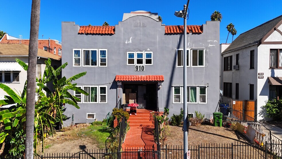 More Photos Of 910 S Mariposa Ave, Los Angeles Apartments For Sale