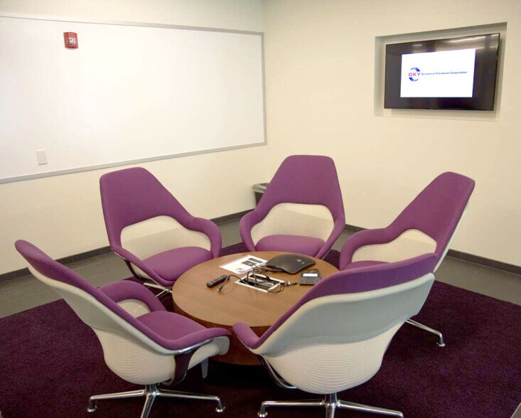 More Photos Of 6001 Deauville, Midland Office For Lease