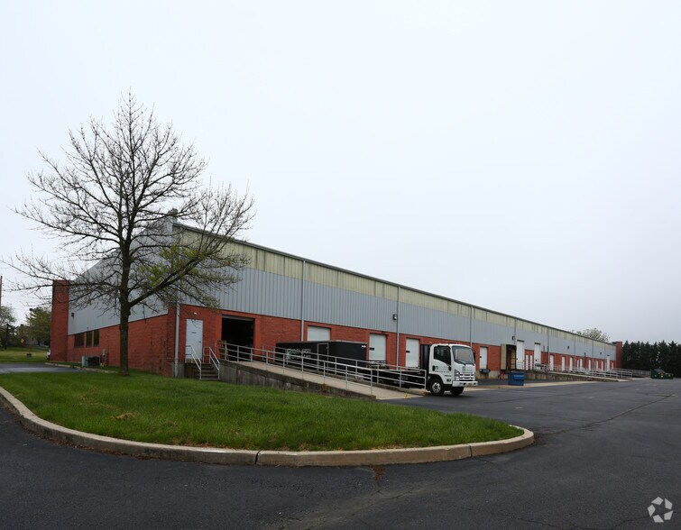 More Photos Of 2303 Garry Rd, Cinnaminson Warehouse For Lease