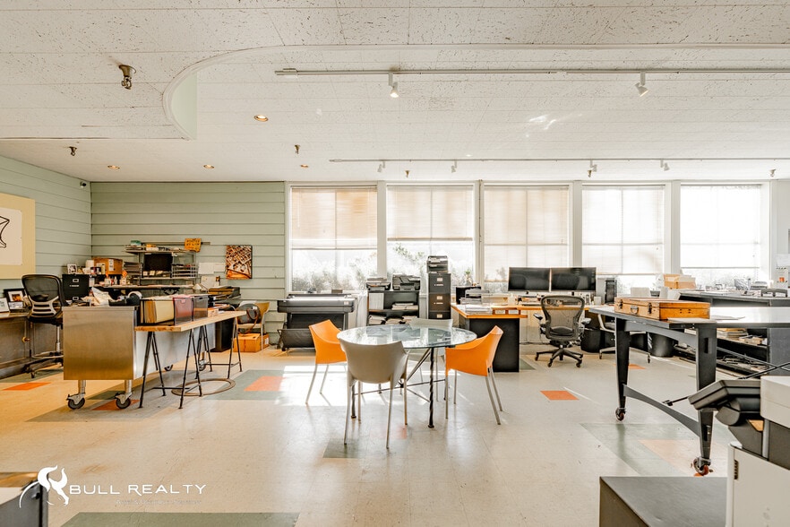 More Photos Of 979 Donnelly Ave SW, Atlanta Warehouse For Sale