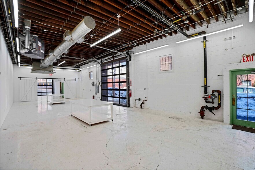 More Photos Of 219 Van Brunt St, Brooklyn Auto Repair For Sale