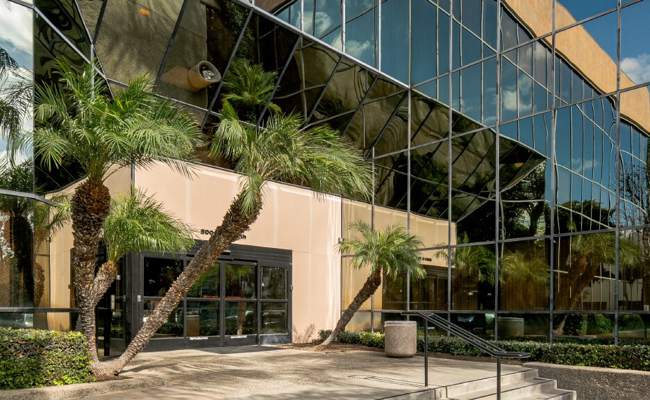 More Photos Of 2000 E 4th St, Santa Ana Office For Sale