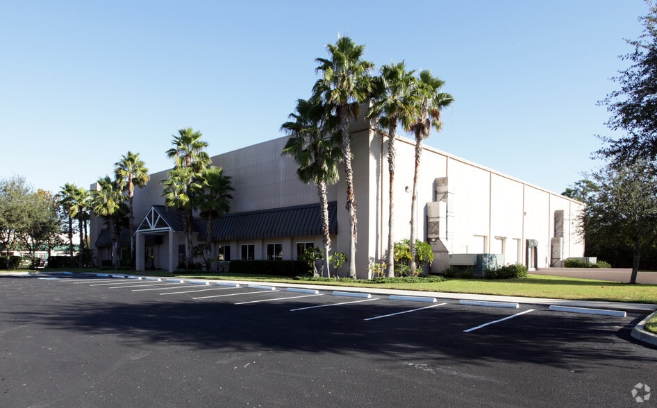 Primary Photo Of 7321 Trade Ct, Sarasota Manufacturing For Lease