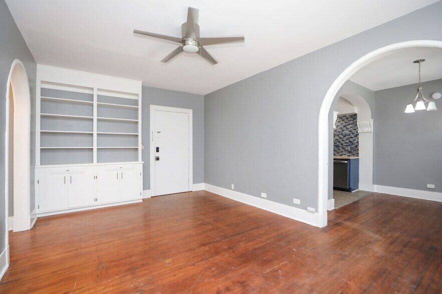 More Photos Of 717 Broadway St, Galveston Apartments For Sale