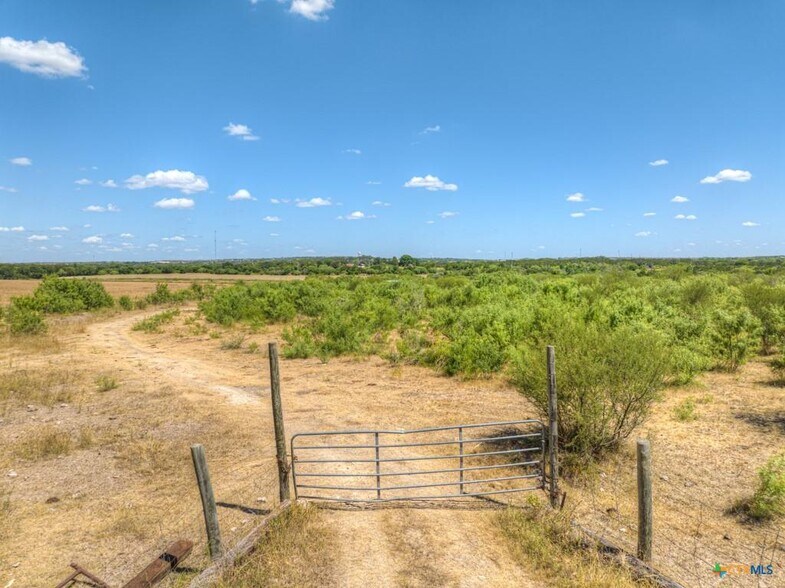 More Photos Of Old Nacagdoches Rd, New Braunfels Land For Sale