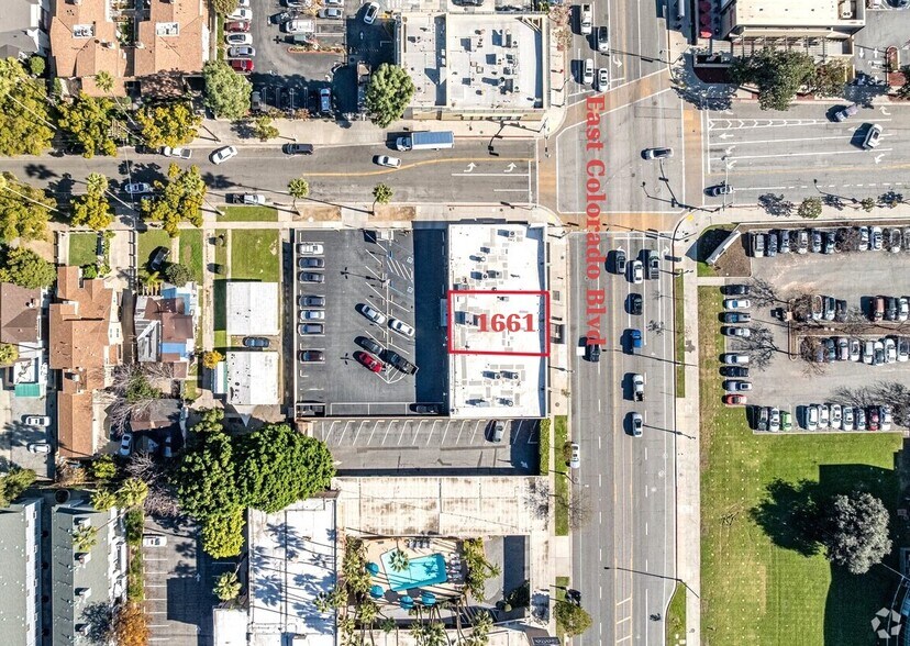 More Photos Of 1661 E Colorado Blvd, Pasadena Fast Food For Lease