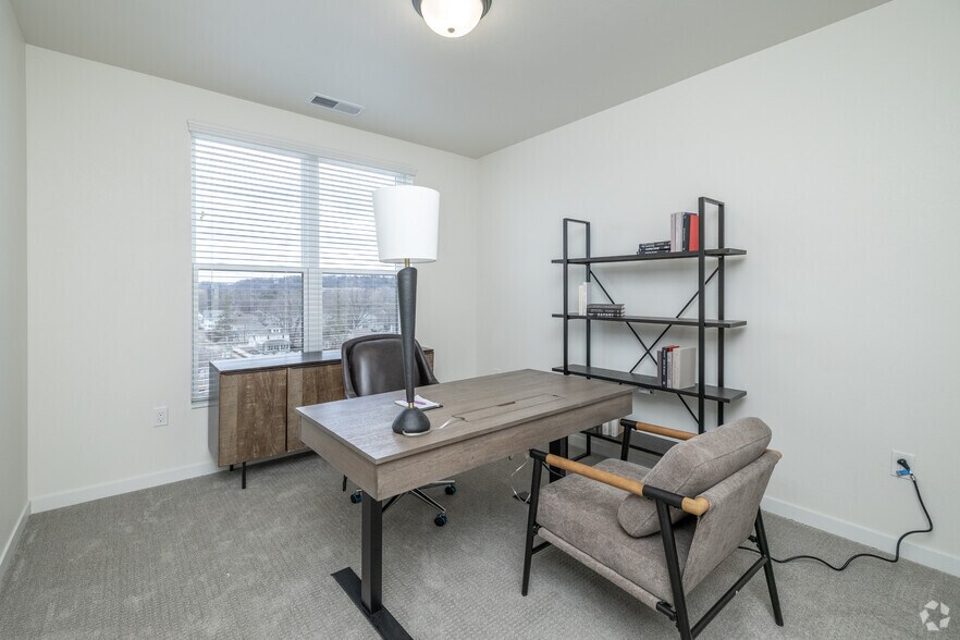 More Photos Of 28 7th St NE, Rochester Apartments For Sale