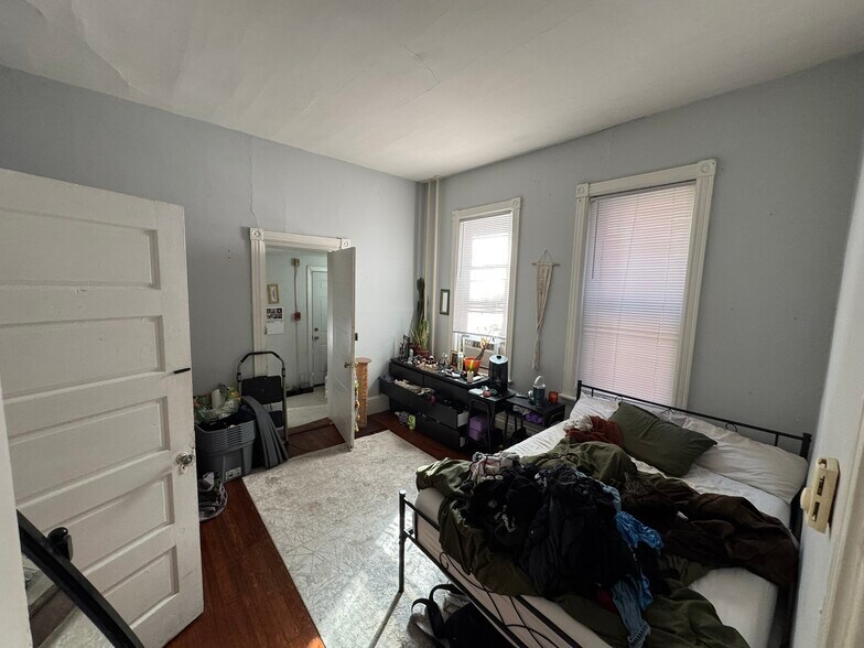 More Photos Of 4718 Cedar Ave, Philadelphia Multifamily For Sale