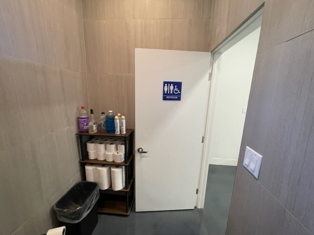 More Photos Of 3909-3917 E Anaheim St, Long Beach Storefront For Lease