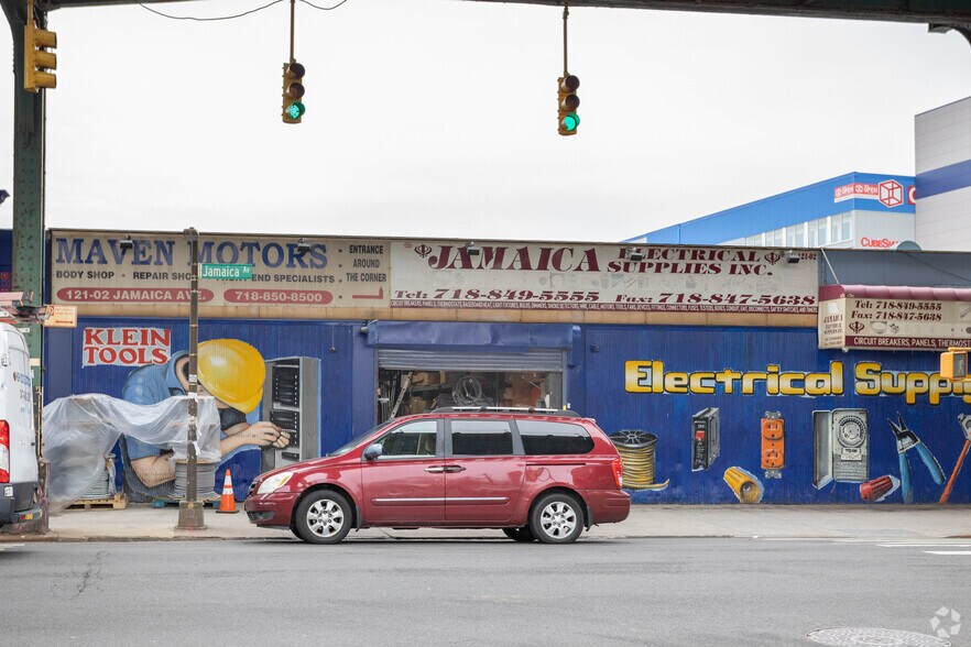 More Photos Of 121-02 Jamaica Ave, Richmond Hill General Retail For Sale