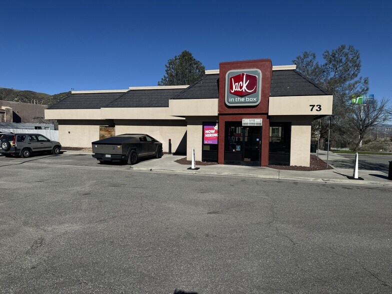 Primary Photo Of 73 Frazier Mountain Park Rd, Lebec Fast Food For Lease