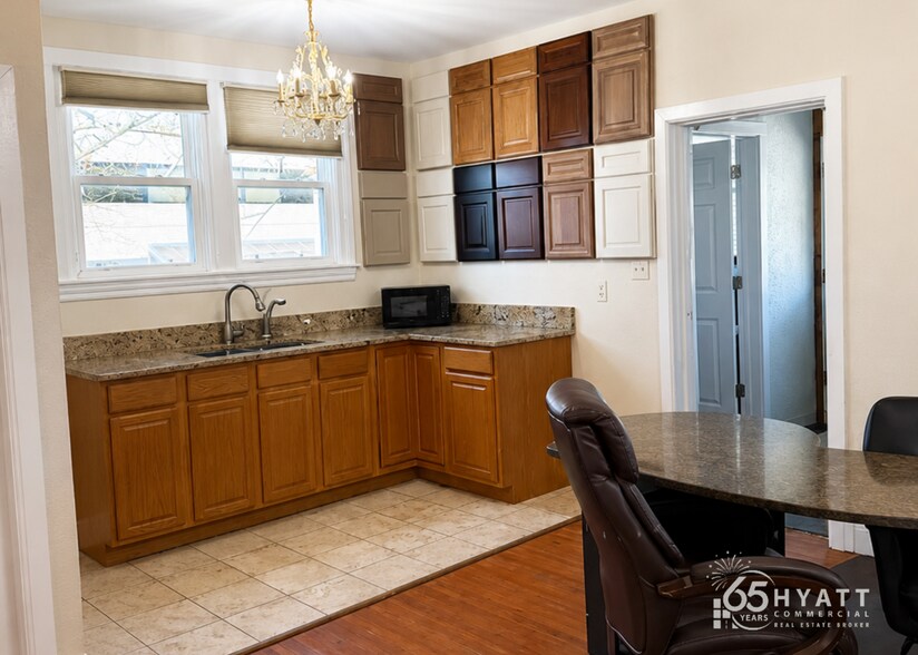 More Photos Of 110 Defense Hwy, Annapolis Office For Sale