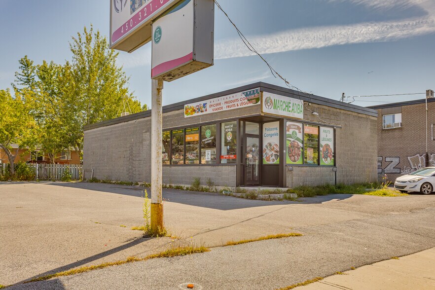 Primary Photo Of 3445 Saint-Hubert, Saint-hubert General Retail For Sale