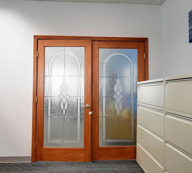 More Photos Of 4692 Millennium Dr, Belcamp Unknown For Lease